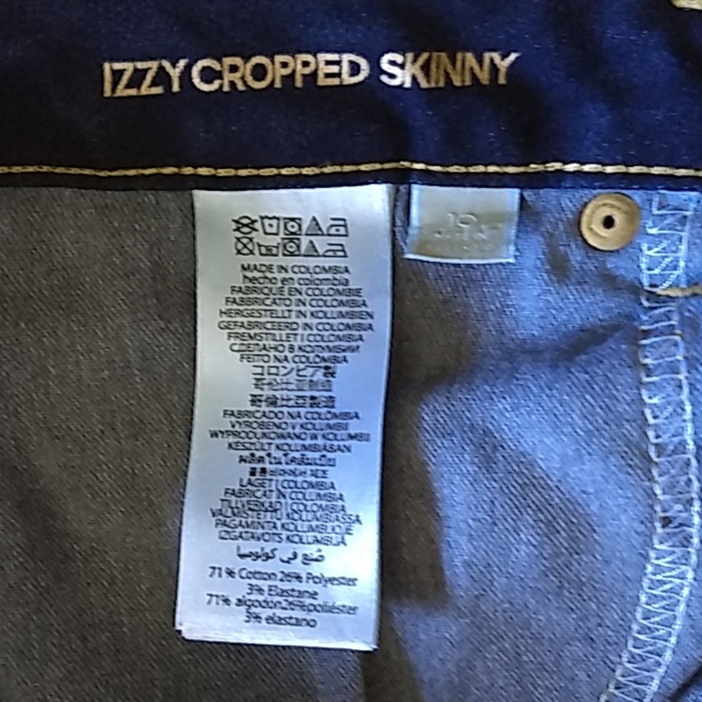 Capris - Picture 5 of 9
